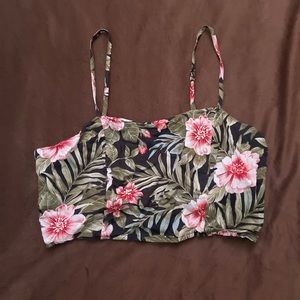 American Eagle Floral Crop top Size medium